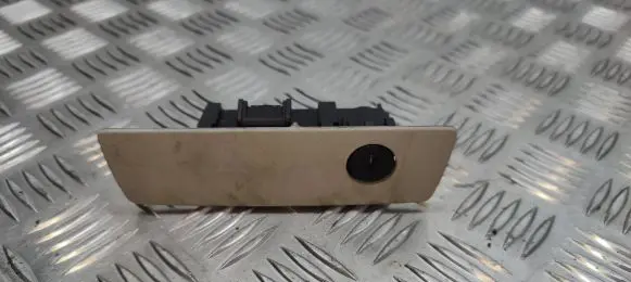 Chrysler Grand Voyager V Glove box lock 