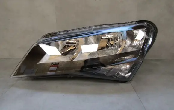 Skoda Superb B8 (3V) Headlight/headlamp 3V1941015