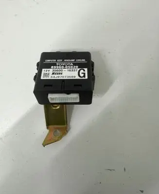 Toyota Avensis T250 Light module LCM 8996005020 54J97073569 3560016337