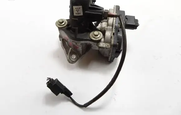Dacia Logan II EGR valve H8201143495 HU1501000212 147102557R