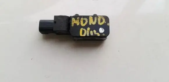 Ford Mondeo Mk III Airbag deployment crash/impact sensor 1S7T14B342AC 1S7T-14B342-AC