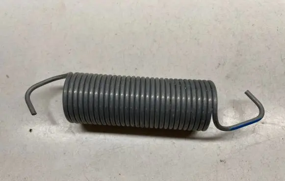 Toyota Camry VIII XV70 Tailgate/trunk/boot tension spring 6577633011