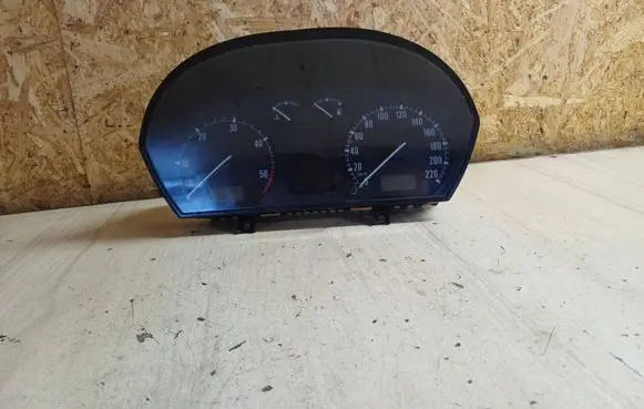 Skoda Fabia Mk1 (6Y) Speedometer (instrument cluster) 110080015 6Y1920880H