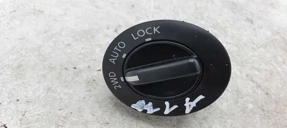 Nissan X-Trail T30 Differential lock switch NOCODE