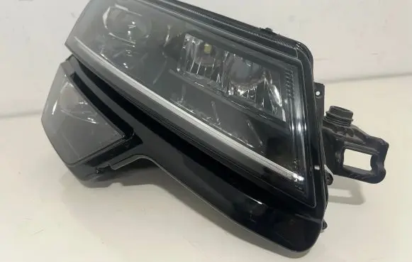 Skoda Karoq Headlight/headlamp 57B941016D