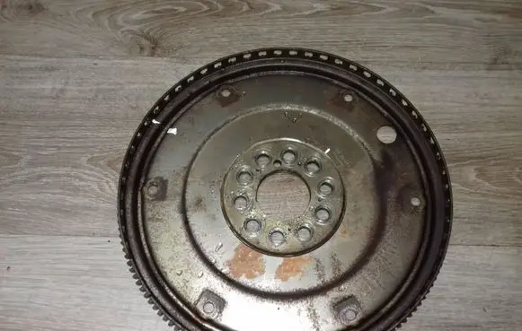 Volvo V70 Flywheel 09135801