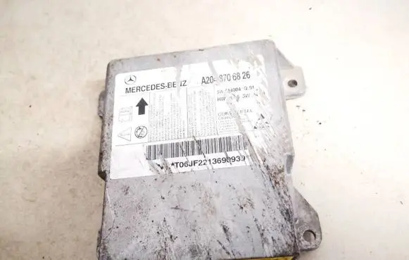 Mercedes-Benz C AMG W204 Airbag control unit/module a2048706826 5wk44004