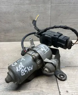 Volkswagen Golf VII Vacuum pump 5Q0612175E 17497949