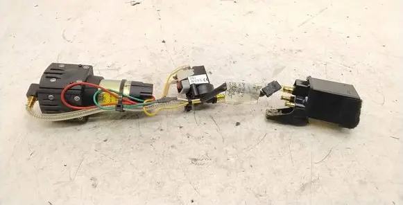 BMW 3 E46 Seat adjustment motor 8099008 9852G1132B