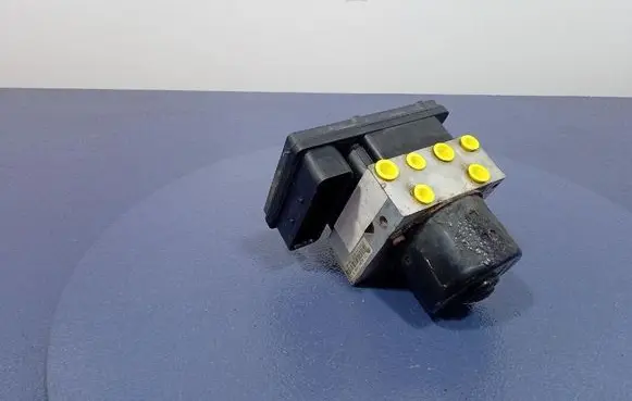 Chrysler Pacifica ABS Pump 00002316E0