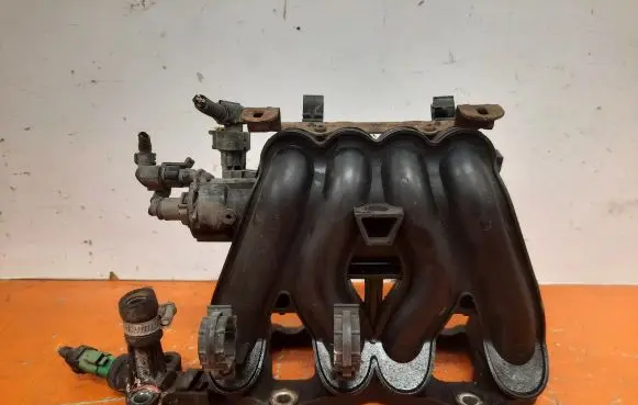 Fiat Punto (199) Intake manifold