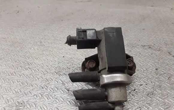Mitsubishi Lancer VIII Turbo solenoid valve 1J0906627B