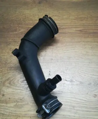 Toyota Yaris Turbo air intake inlet pipe/hose 1788033010