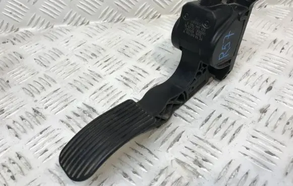 Volkswagen Crafter Accelerator throttle pedal A9063000404