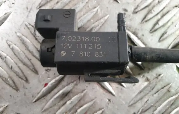 BMW 5 F10 F11 Turbo solenoid valve 7810831