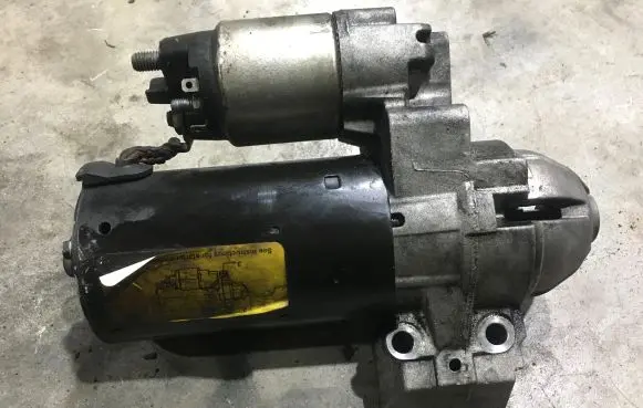 BMW 5 F10 F11 Starter motor 8506657