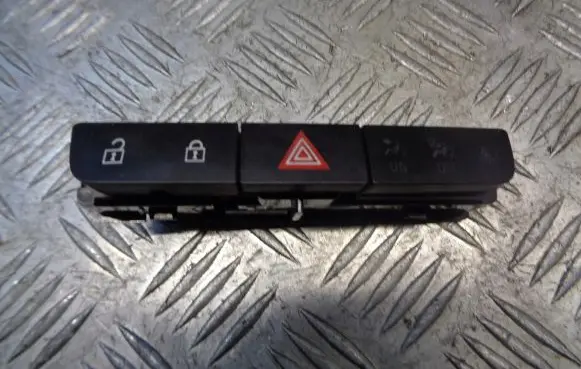 Opel Insignia A Hazard light switch 13324594