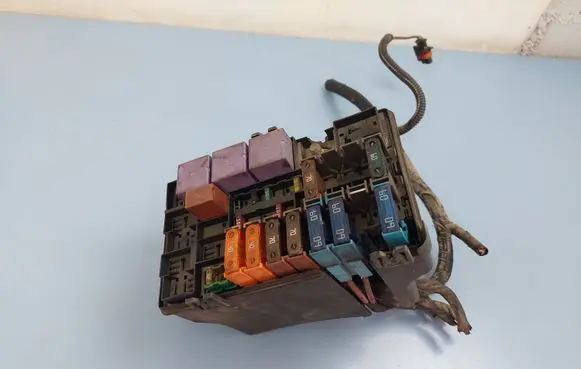 Renault Espace - Grand espace IV Fuse box set 8200242763A 55RDI3317