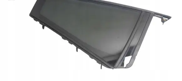 BMW X3 G01 Front triangle window/glass 7410056