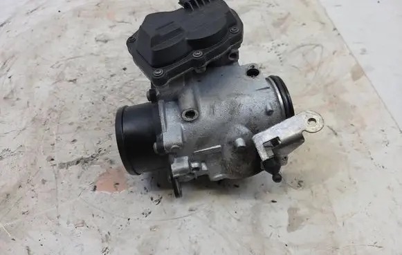 Jaguar XE EGR valve G4D35H273AC