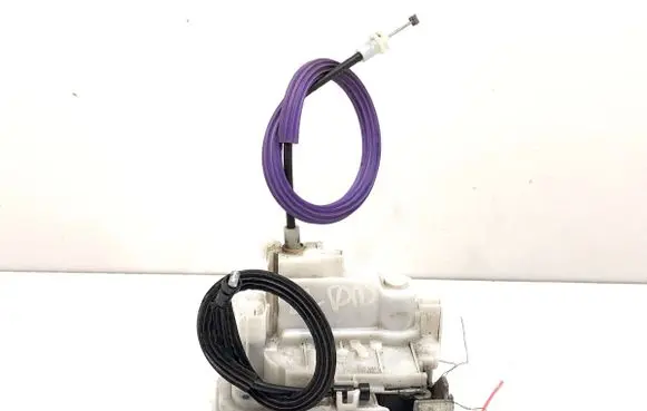 Fiat Tipo Front door lock 519839440