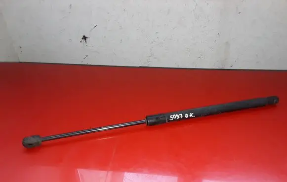 Seat Exeo (3R) Tailgate/trunk strut/damper 3R9827550