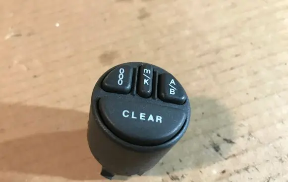 Jaguar XJ X308 On-board computer control switch LNC6019AA