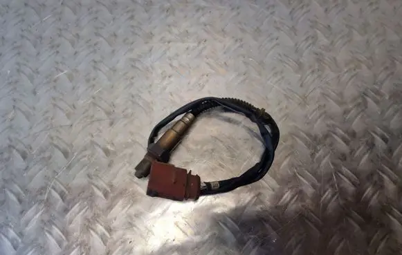 Volkswagen PASSAT B5 Lambda probe sensor 058906265C
