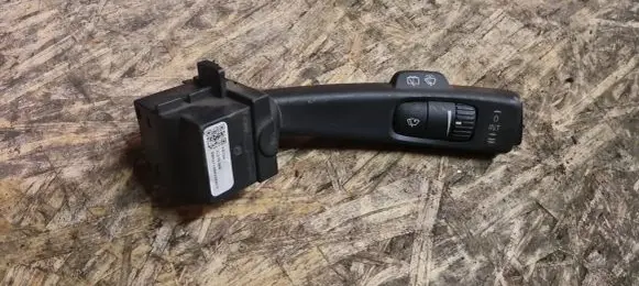 Volvo V70 Wiper control stalk 31275360