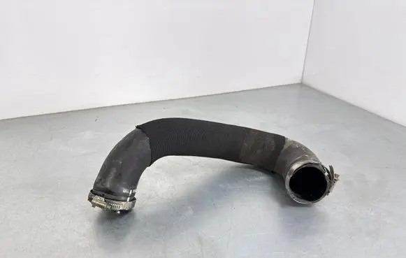 Audi A4 S4 B9 Intercooler hose/pipe 8W0145738B