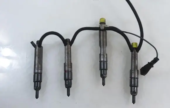Audi A4 S4 B5 8D Fuel injectors set 028130201G 028130201J