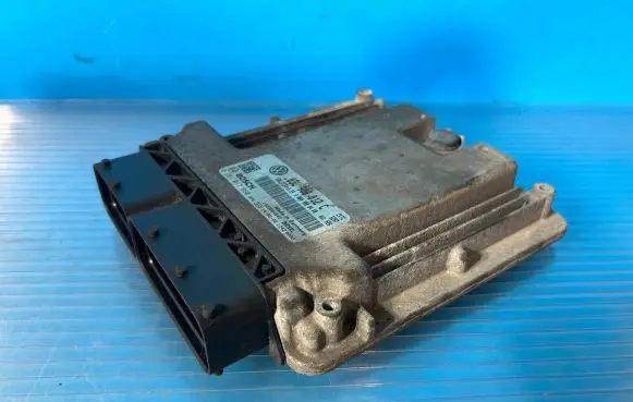 Volkswagen Crafter Engine control unit/module 03L906012C 0281017660