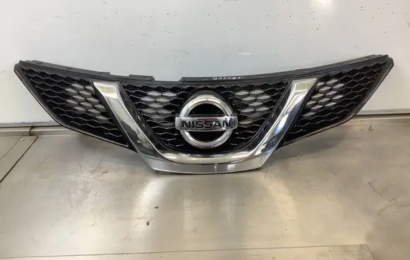 Nissan Qashqai Front grill 623104EA0A A085 5479