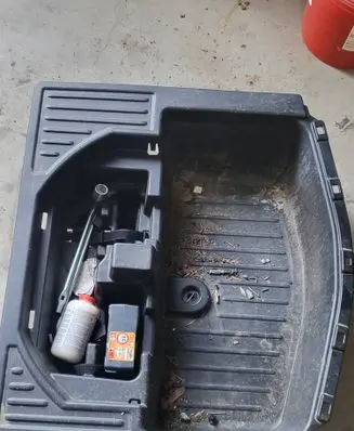 Nissan Note (E12) Glove box in trunk 849853VV0A
