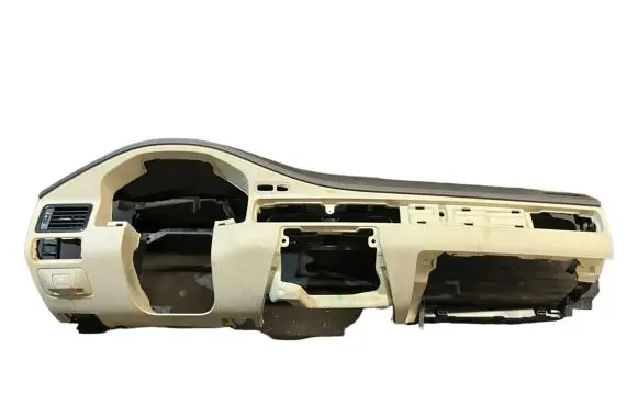 Volvo XC70 Dashboard 30643308 30643307