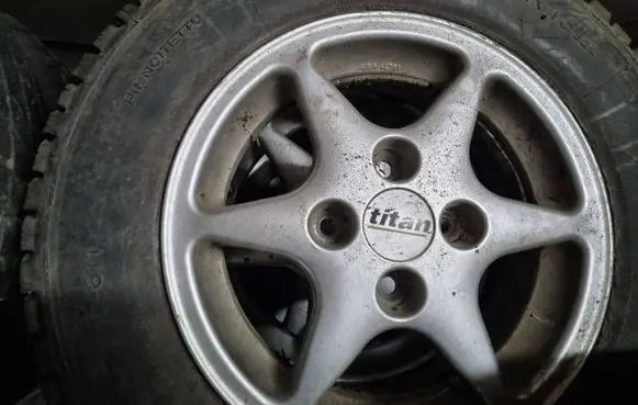 Volkswagen Golf III R14 alloy rim 165A