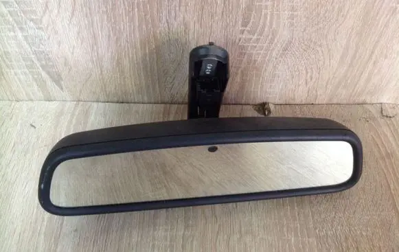 BMW 5 E60 E61 Rear view mirror (interior) 823677409 9050943