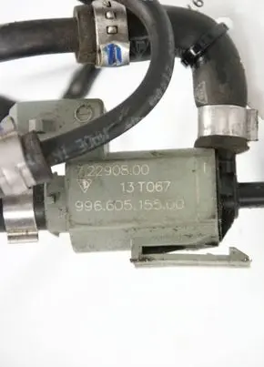 Porsche Panamera (970) Turbo solenoid valve 99660515500