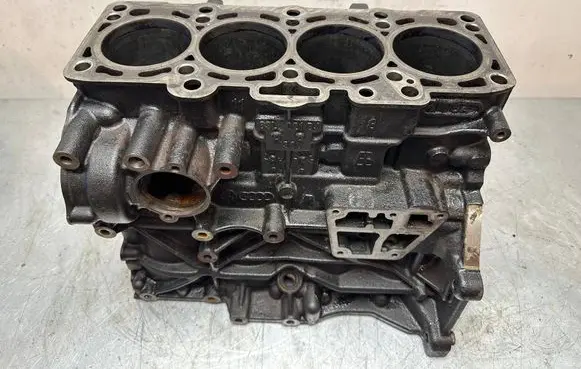 Mitsubishi Outlander Engine block 4G63