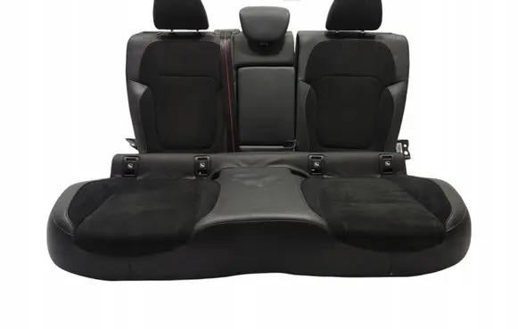 Renault Megane IV Second row seats 