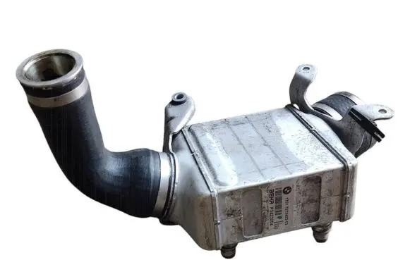 BMW 7 F01 F02 F03 F04 Intercooler radiator 7575403 17517575403