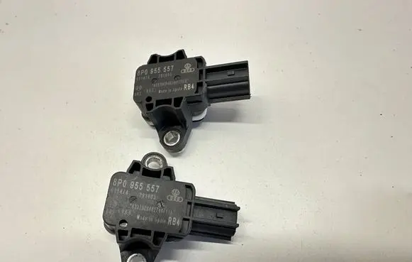 Audi A4 S4 B7 8E 8H Airbag deployment crash/impact sensor 8P0955557 291005 011474