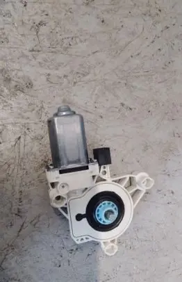 Audi e-tron Front door window regulator motor 4k0959801