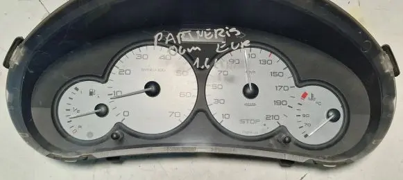 Peugeot Partner Speedometer (instrument cluster) 9662745380 CE0U7H77 000709213