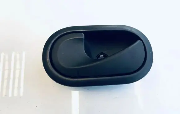 Renault Modus Front door interior handle 8247310579