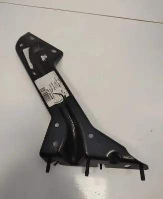 Audi Q5 SQ5 Fender mounting bracket 8R0821135 20180411