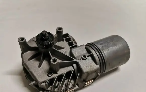 Mercedes-Benz E W212 Wiper motor 1397220564