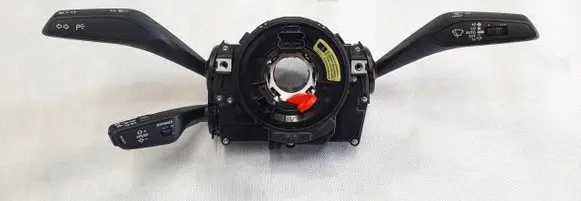 Wiper turn signal indicator stalk/switch