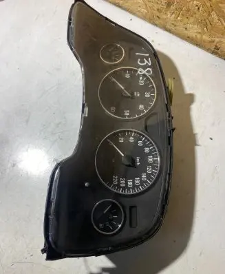Opel Zafira A Speedometer (instrument cluster) 110080209002 24461768