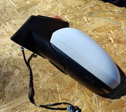 Renault Megane IV Front door electric wing mirror 